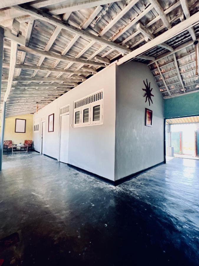 Sun Shine Guest House Negombo Buitenkant foto