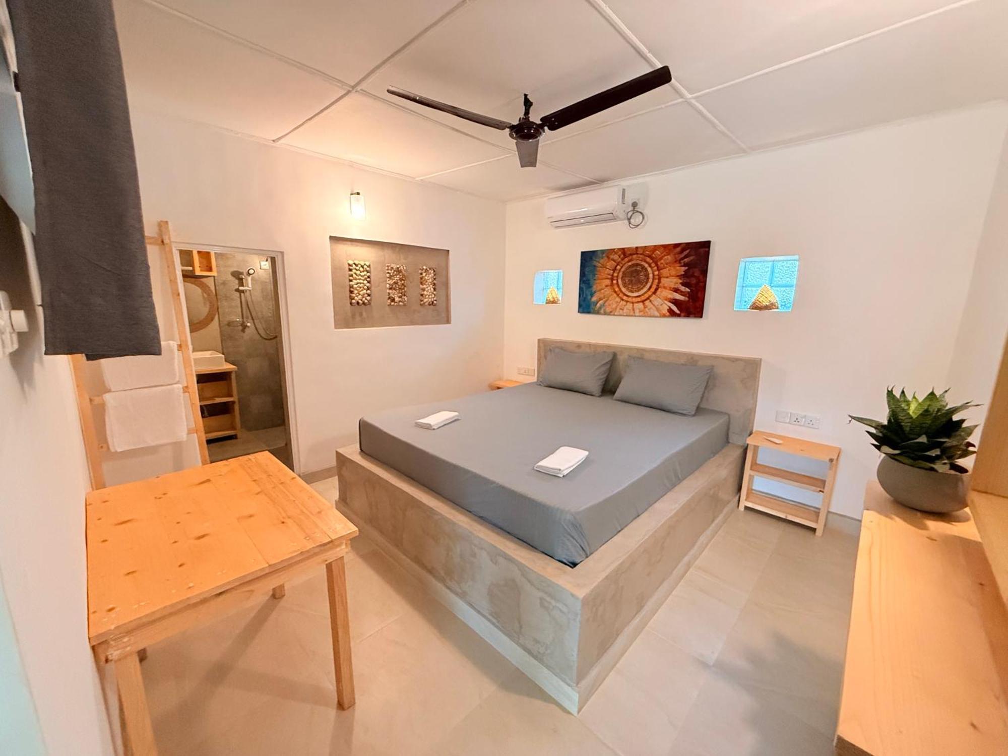 Sun Shine Guest House Negombo Buitenkant foto